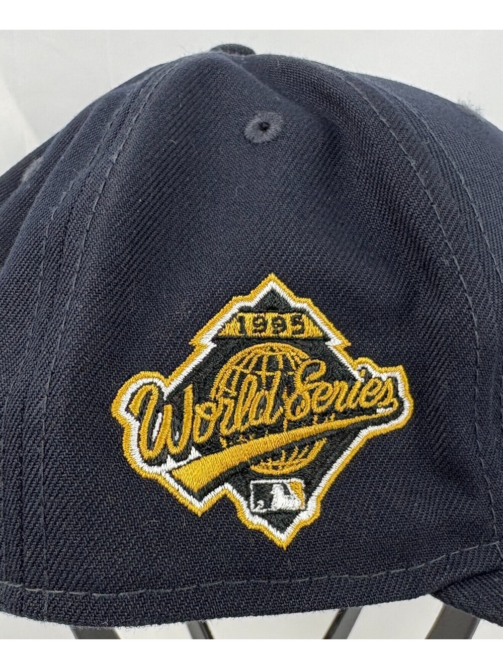 New Era 59FIFTY Atlanta Braves 1995 World Series Patch Size 7 ⅝ Fitted Hat - Picture 7 of 13